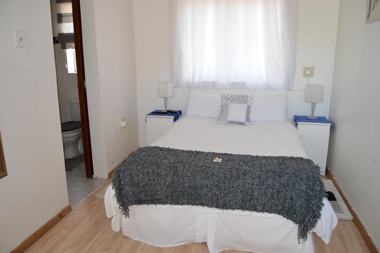 Villelodge Accommodation Luderitz Exterior photo